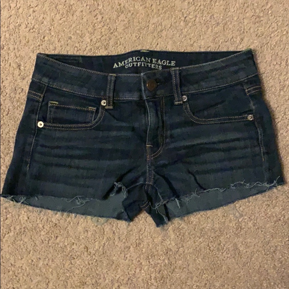 American Eagle short-shorts